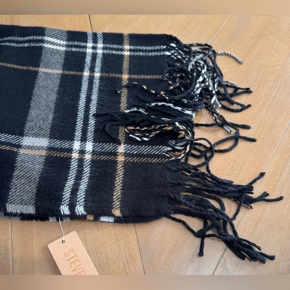 STEVE MADDEN Mens Wide Plaid Fringed Winter Scarf